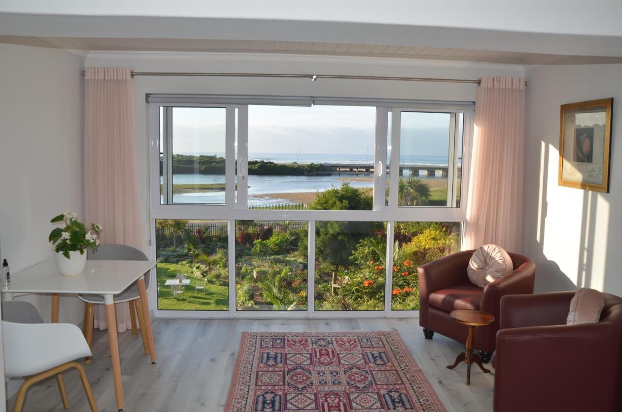 Serenity Ocean Lodge Wildernis Buitenkant foto