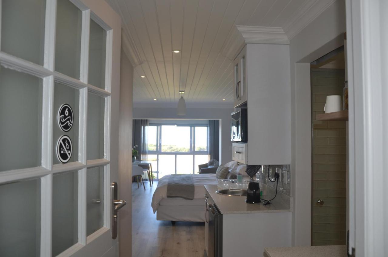 Serenity Ocean Lodge Wildernis Buitenkant foto